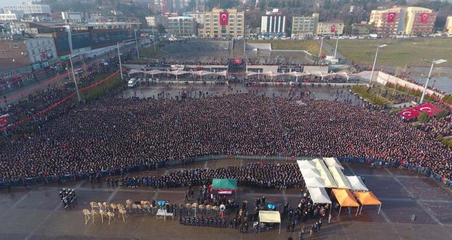 Şehitlerimizi uğurladık.