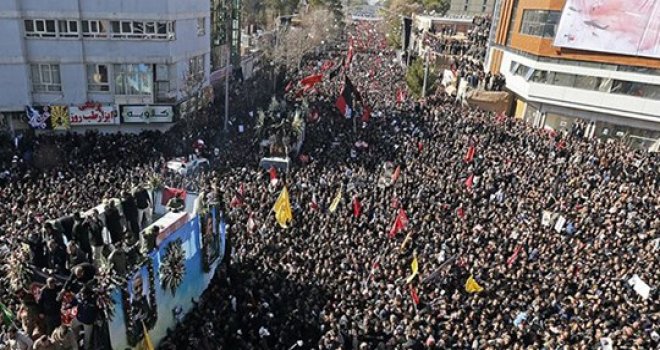 Süleymani'nin cenazesinde izdiham: 35 ölü, 48 yaralı