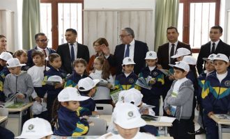 AKINCI: MİLLETİMİZE VE DÜNYAYA FAYDALI GÜZEL BİREYLER OLARAK YETİŞECEKSİNİZ