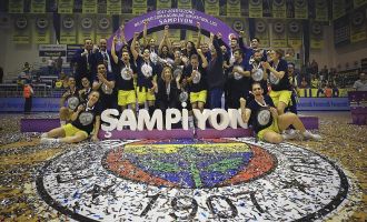 Basketbolda sezonun şampiyonu Fenerbahçe.