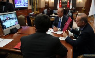 Cumhurbaşkanı Erdoğan ve Maduro telekonferansla anlaşma imzaladı..