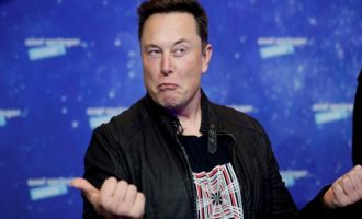 Elon Musk casus uydu ağı kuruyor