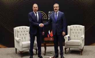 Fidan ve Lavrov Antalya'da görüştü: Gündem küresel gelişmeler ve Türkiye-Rusya ilişkileri