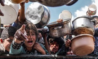 Gazze'de “açlık ve susuzluktan” ölenlerin sayısı 23'e yükseldi