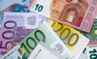 Hırvatistan'dan euroya geçiş adımı
