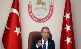 Hulusi Akar: Kıbrıslı kardeşlerimizin hak ve hukukunu korumakta kararlıyız