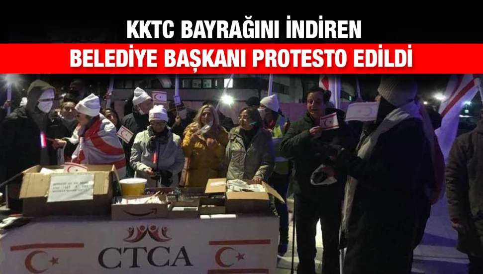 İngiltere'de KKTC bayrağının indirilmesi protesto edildi