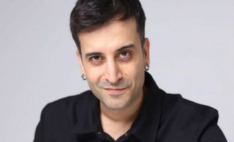 Kıbrıslı oyuncu Berkay Tulumbacı Adile filminde Kemal Sunal'ı canlandıracak