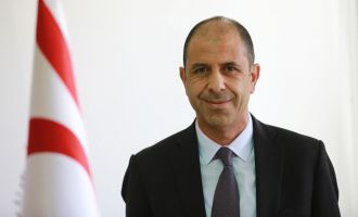 Kudret Özersay: Laiklikten sapma, Kıbrıs Türk halkı tarafından kabul edilemez