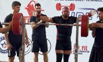 Mehmet Ali Deniz’den Türkiye rekoru