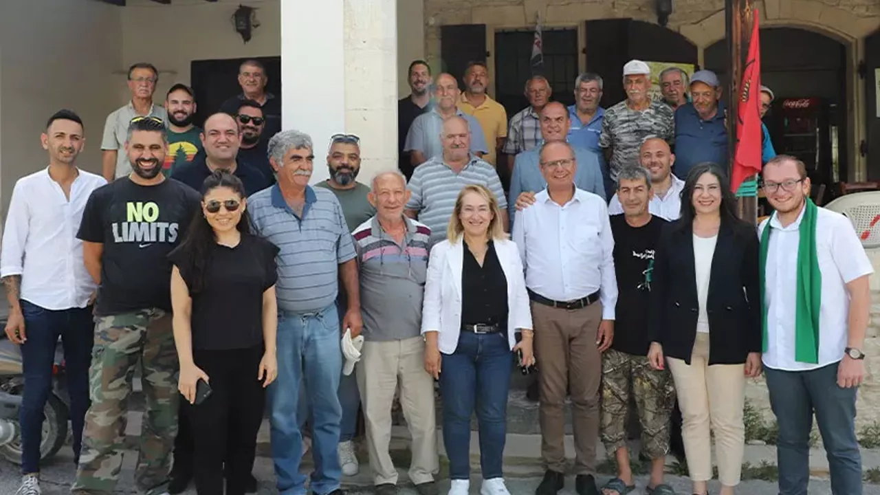 Özuslu: Sandığa gidip sarı kartı gösterelim, diğer seçimde mutlaka kırmızı kart görecekler