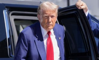 Trump, ABD ordusuna Yemen'deki Husilere saldırı talimatı verdi: Üzerinize cehennem yağacak!