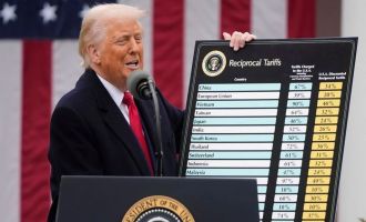 Trump: Dış ülkelerde üretilen otomobillere yüzde 25 vergi getirilecek