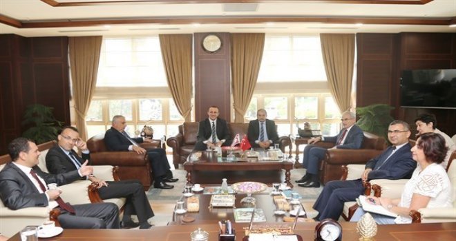 TARIM VE DOĞAL KAYNAKLAR BAKANLIĞI MÜSTEŞARI SINAY, TC ORMAN GENEL MÜDÜRÜ KARACABEY İLE GÖRÜŞTÜ