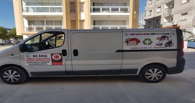 TC LEFKOŞA BÜYÜKELÇİLİĞİ’NDEN, KANSER HASTALARINA YARDIM DERNEĞİ’NE ARAÇ BAĞIŞI…