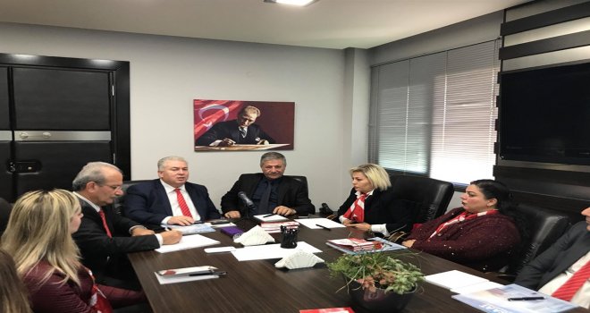 TKP YENİ GÜÇLER KIBRIS TÜRK İNŞAAT MÜTEAHHİTLERİ BİRLİĞİ’Nİ ZİYARET ETTİ