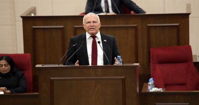 TÖRE: GERÇEKLEŞMEYECEK ÇÖZÜM ŞEKİLLERİ YERİNE KKTC’YE SAHİP ÇIKMALI