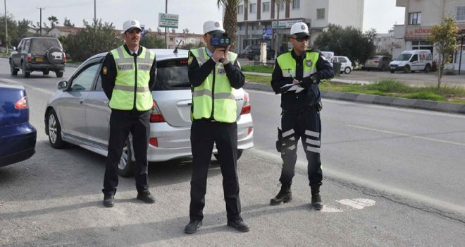 TRAFİKTE SON BİR HAFTADA 619 SUÇ İŞLENDİ