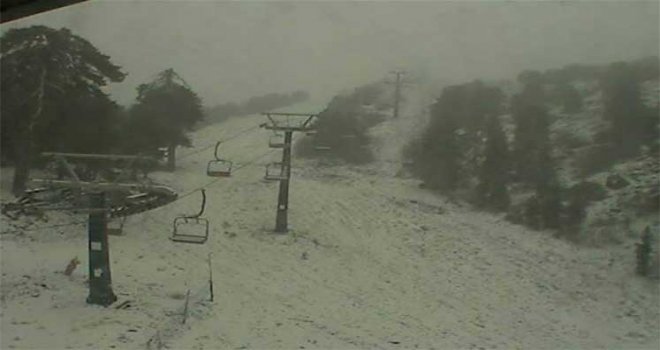 Trodos dağları beyaza büründü