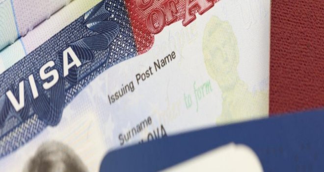'Trump engeli' yüzlerce öğrenciyi vurdu