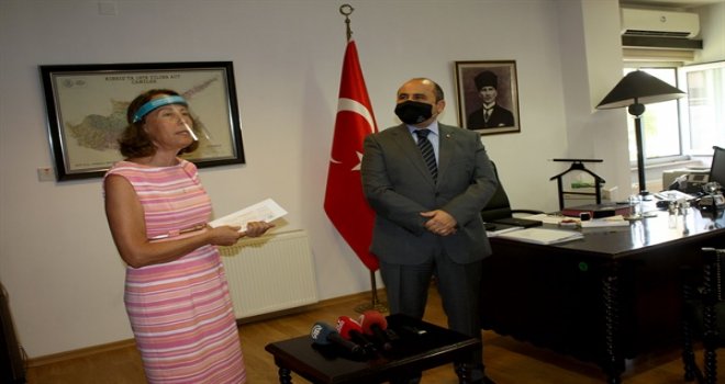 TÜRKİYE CUMHURİYETİ’NDEN KAYIP ŞAHISLAR KOMİTESİ’NE 100 BİN ABD DOLARI BAĞIŞ