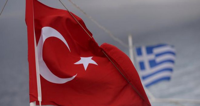 Türkiye ile Yunanistan arasında Kardak gerilimi