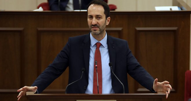 “Üniversiteleşme olması gerekenden yüksek”