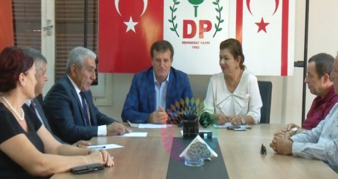 YDP, Anayasa değişiklik önerilerini DP’ye sundu