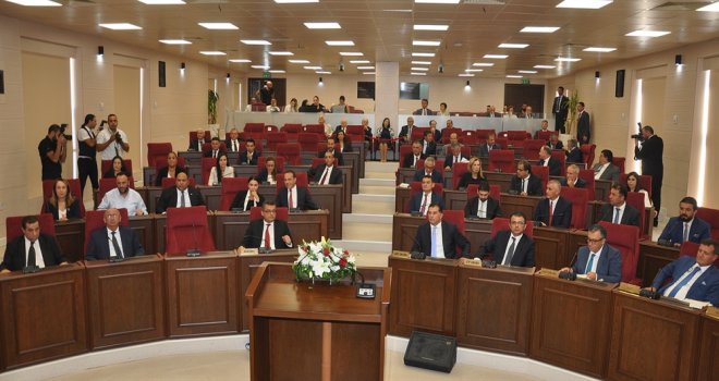 YÜKSEKÖĞRETİMDE AF YASASI KABUL EDİLDİ