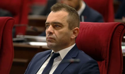 Salahi Şahiner: Dünyanın en pahalı interneti Kuzey Kıbrıs'ta olacak