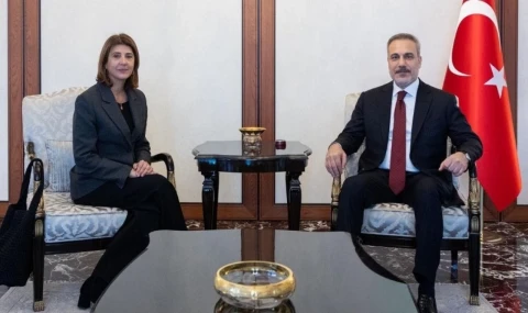 Hakan Fidan, BM Kıbrıs Temsilcisi Holguin’i kabul etti