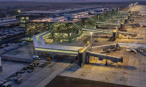 Bakanlar Kurulu, Ercan'daki grevi 60 gün erteledi