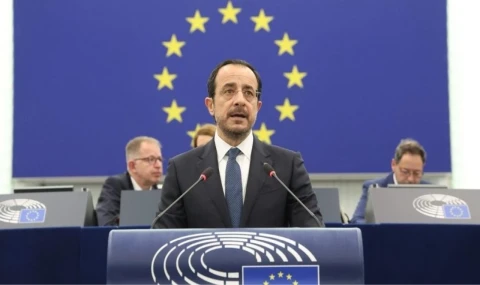 Hristodulidis: Kriz sona erdiğinde "sömürge kalıntısı" İngiliz üslerinin varlığı yeniden ele alınmalı