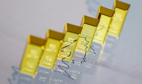 Altın fiyatlarında gerileme sürüyor