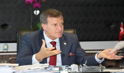 Arıklı: “CTP en fazla 3 ay enkaz edebiyatı yapar”