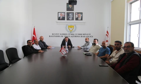 Taksicilerin Sorunları Masada: Erhan Arıklı Çözüm İçin Süre Verdi