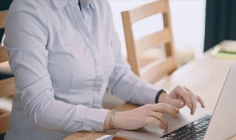 Uzun süre oturmak kanserden ölüm riskini artırıyor