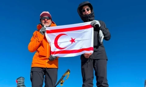 15 yaşındaki Can Ulay, Ağrı Dağı zirvesine çıkan en genç Kıbrıslı Türk oldu