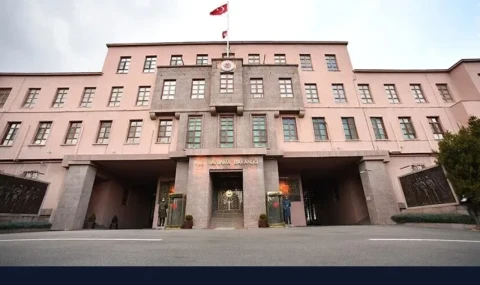 Kıbrıs Türk Barış Kuvvetleri Komutanlığı ve Güvenlik Kuvvetleri Komutanlığı'na atamalar yapıldı