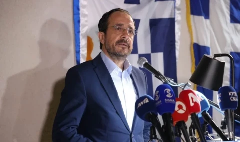 Hristodulidis: Kıbrıs sorununda müzakerelerin yeniden başlaması için çabalar sürüyor